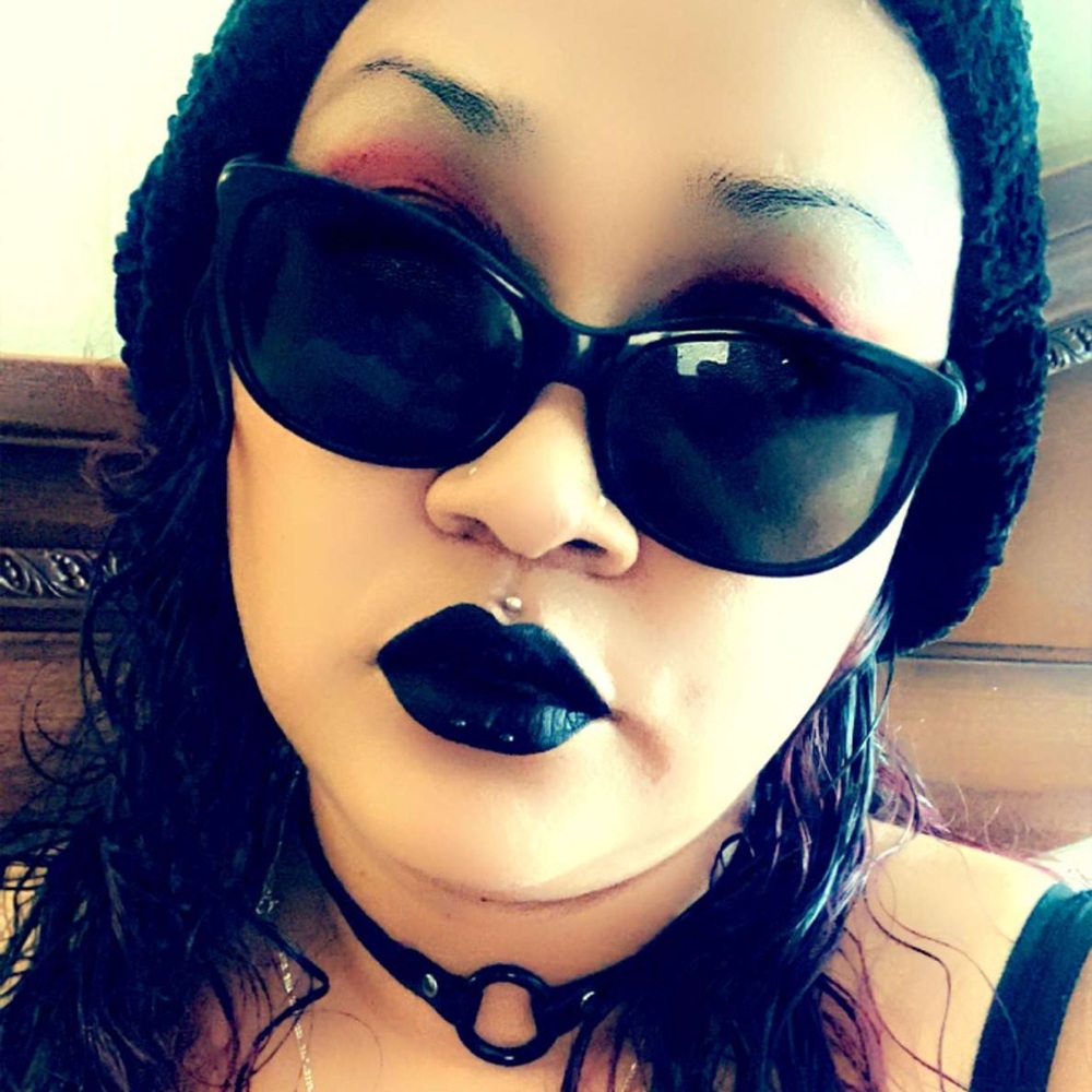 Meet your Posher, Vanessa